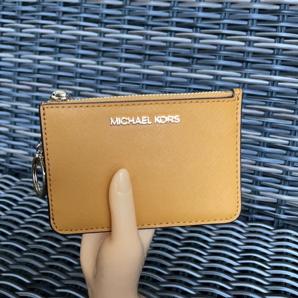 Michael Kors Jet Set Travel Marigold Small Top Zip Coinpouch with ID Key Holder - Picture 8 of 16
